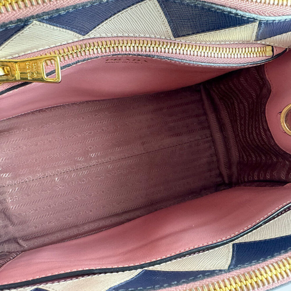 PRADA Bag - Picture 5 of 14